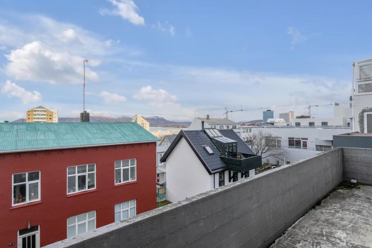 Penthouse Apt On The Shopping Street-Free Parking Reykjavik Exterior photo