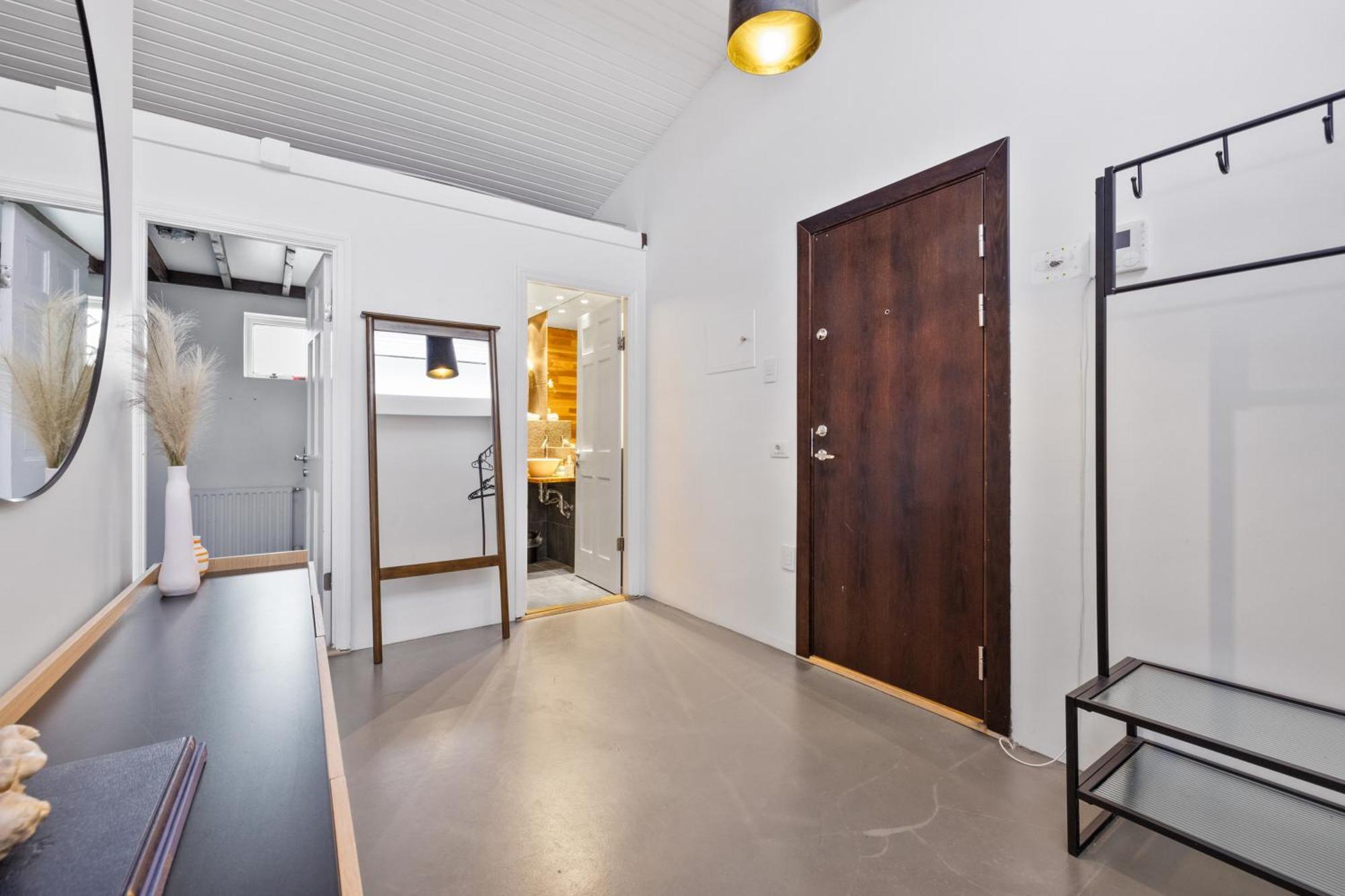 Penthouse Apt On The Shopping Street-Free Parking Reykjavik Exterior photo