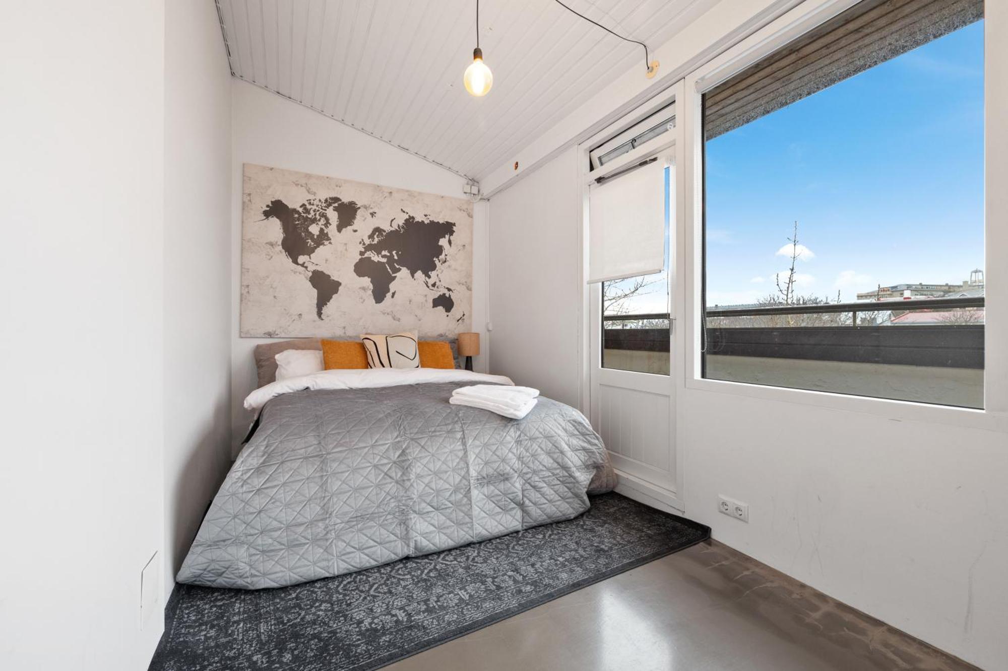 Penthouse Apt On The Shopping Street-Free Parking Reykjavik Exterior photo